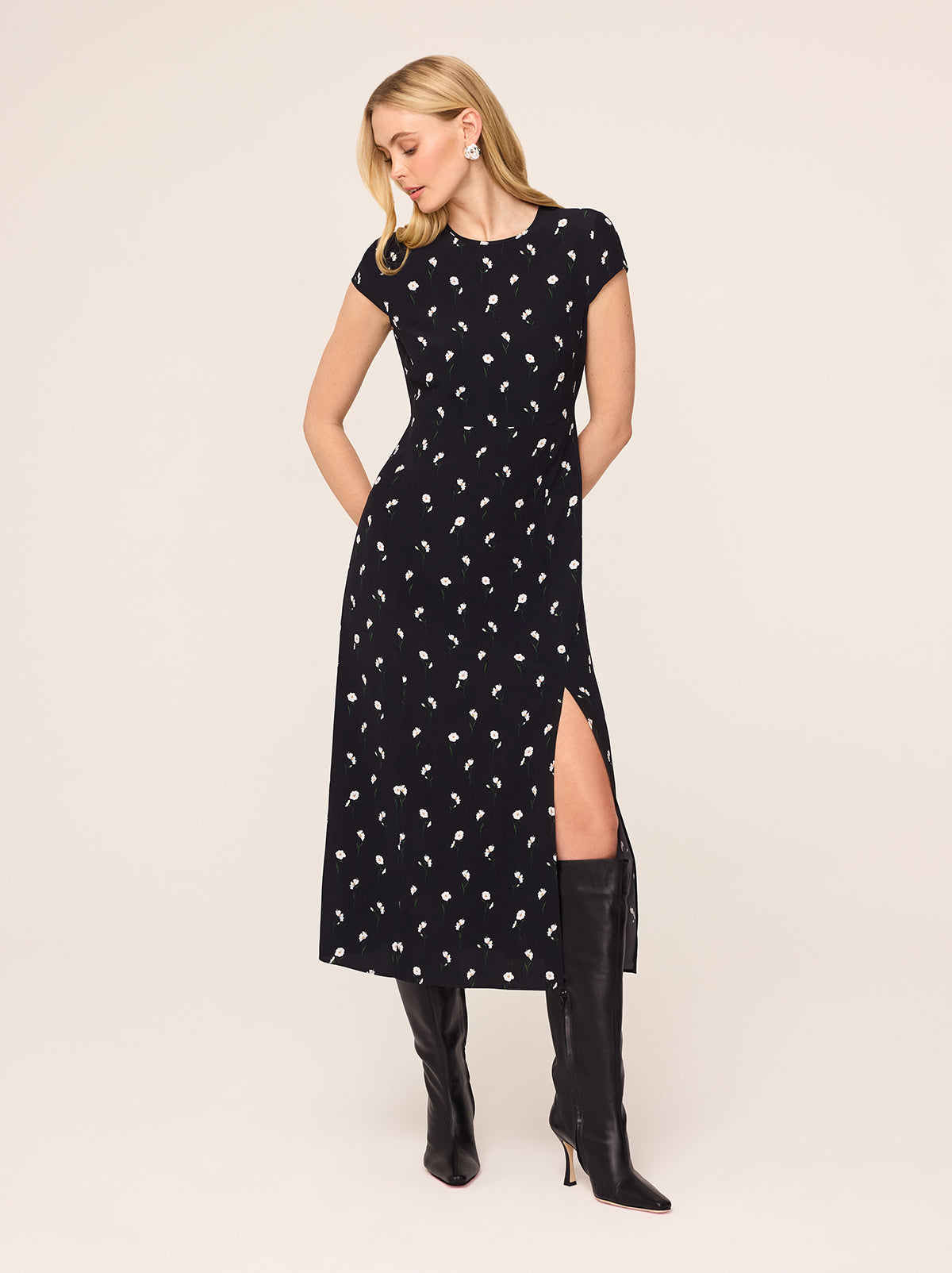 Suzie Black Poppy Print Midi Dress