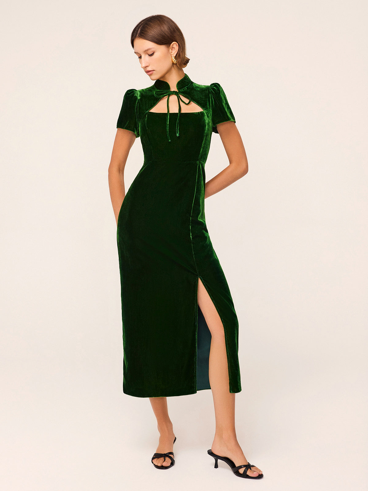 Carmella Green Velvet Midi Dress | KITRI Studio