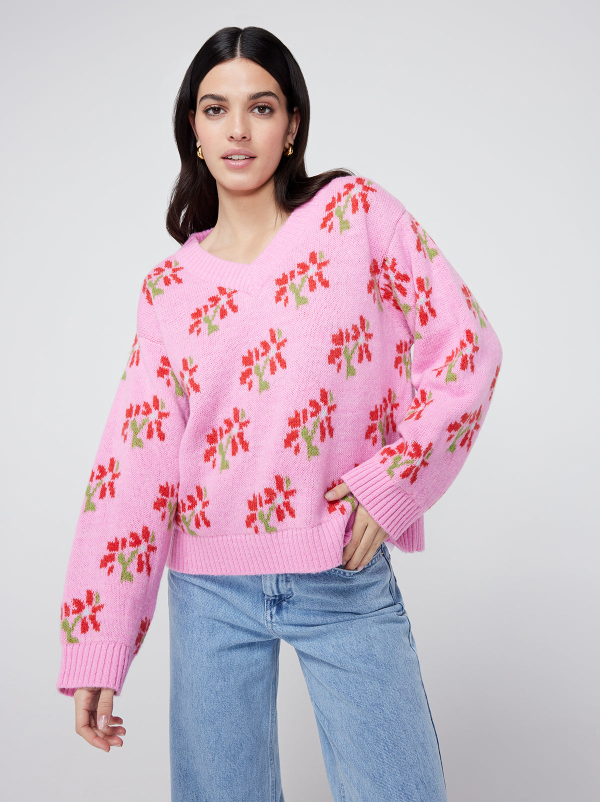 Linnea Pink Floral V-Neck Knit Sweater | KITRI Studio